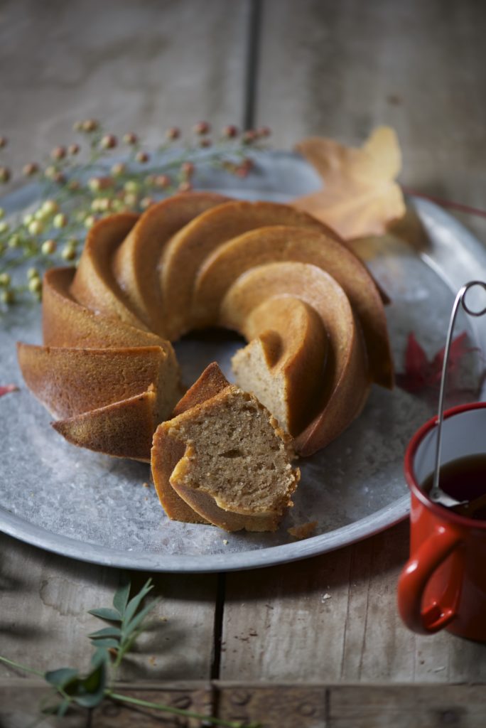 chai bundt cake