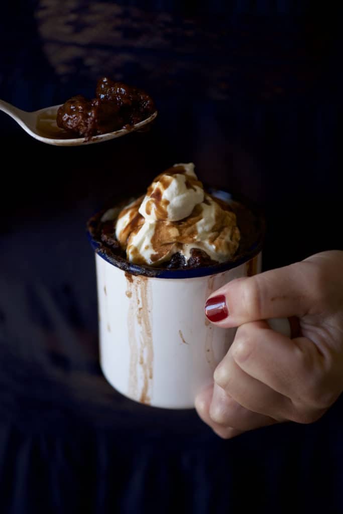 pudding al cacao con sciroppo al caffè