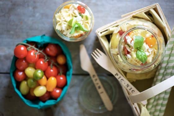 Ricettina: pasta in insalata con avocado, pomodorini misti e feta