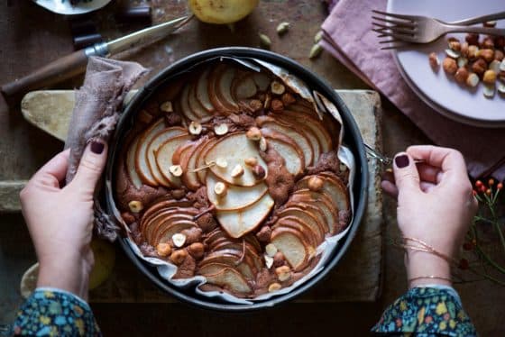 torta morbida al cioccolato e pere