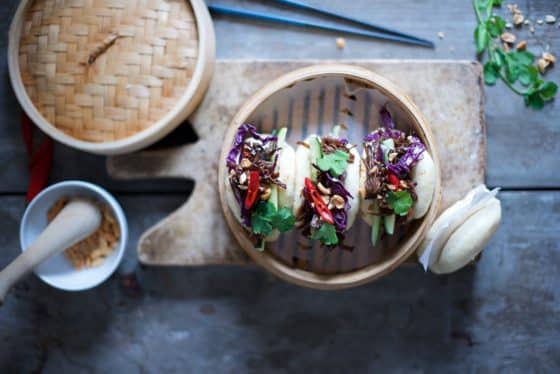 Bao ripieni di pulled pork alla salsa hoisin