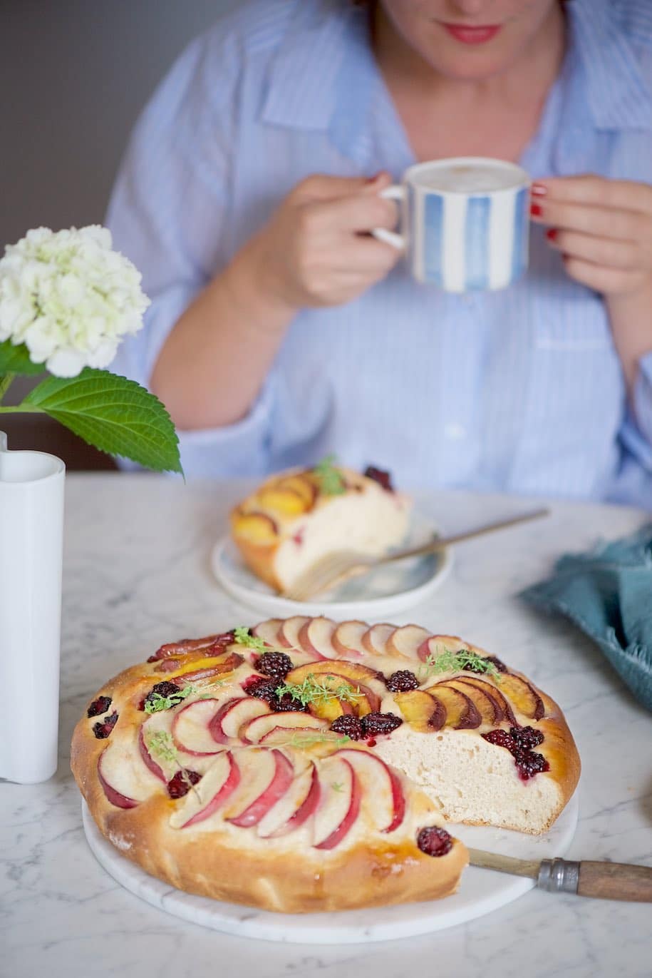 torta brioche di frutta