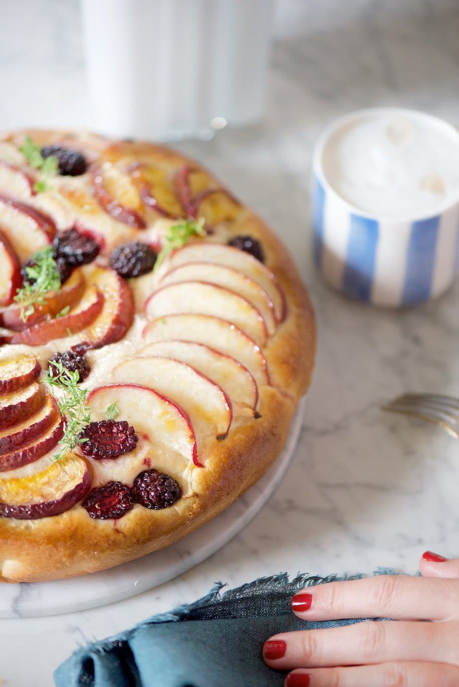 torta brioche di frutta