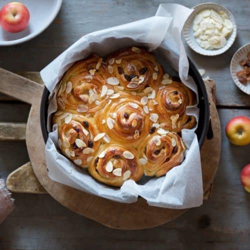 chioccioline morbide con crema di mele e uvette