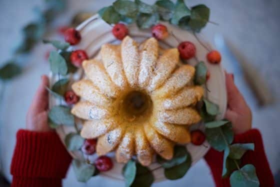 Gugelhopf con cranberry e arance candite