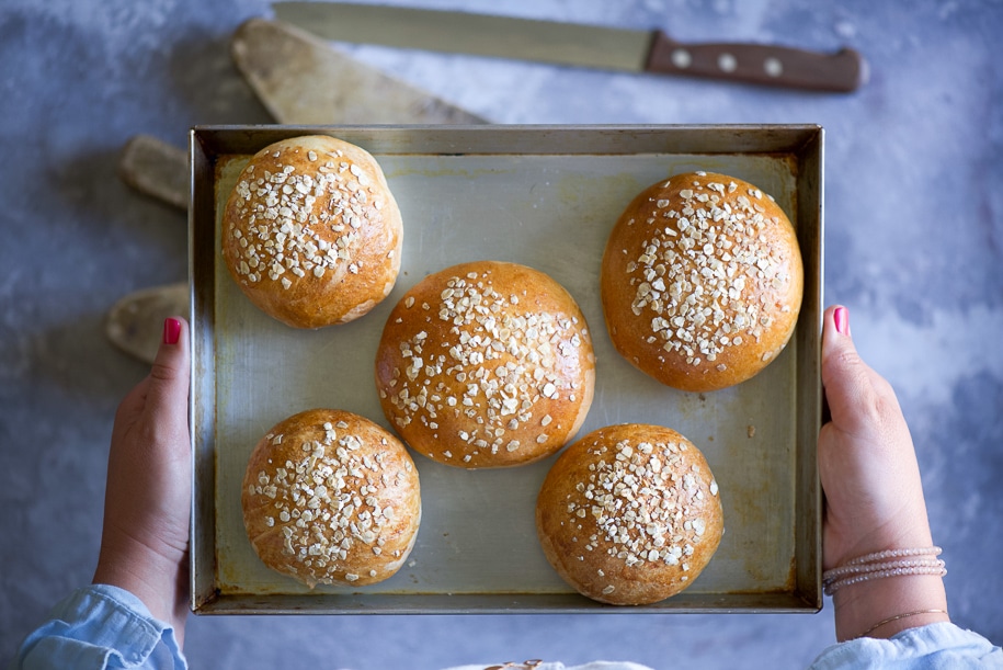 burger buns