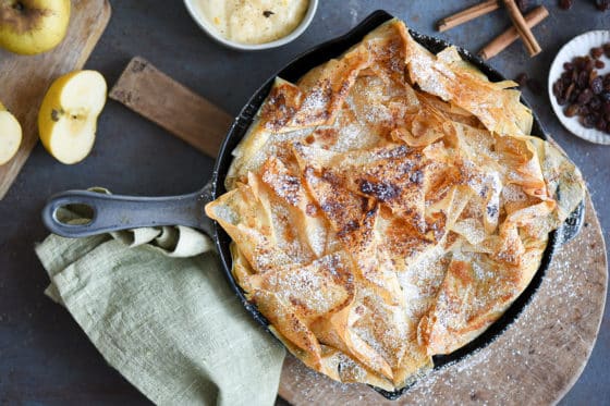 torta croccante di mele con la pasta fillo