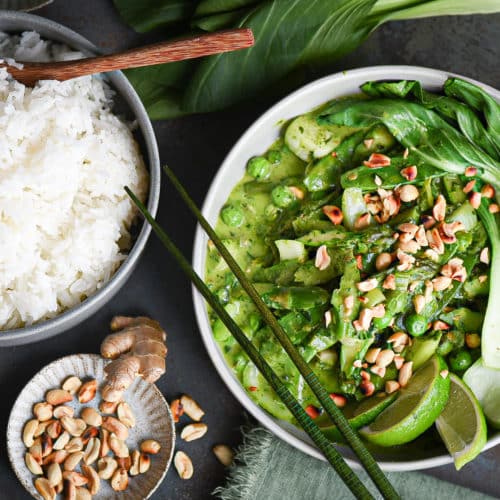 green curry primaverile con aglio orsino e riso jasmine