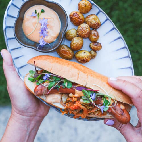 hot dog con kimchi e salsa piccantina
