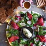 corona di insalata e salmone gravlax